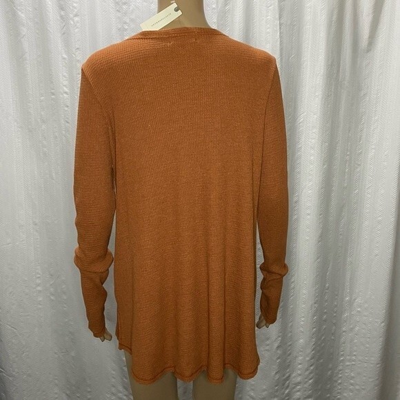 NWT Anthro t.la Gold Orange Keyhole Front Long Sleeve Thermal Size Small - Picture 7 of 8